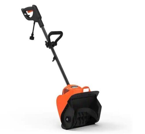 YARD FORCE 11 in. Single-Stage Electric Snow Blower Shovel with LED Light  - Lot 87