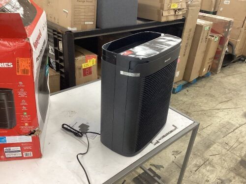 Honeywell PowerPlus HEPA Air Purifier, Extra-Large Room (530 sq. ft.) Black  - Lot 724