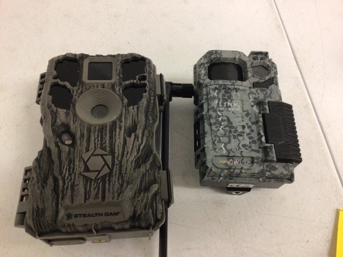 Lot of (2) Trail Cameras, Cameras Only, E-Commerce Return, Sold as is - Lot 299
