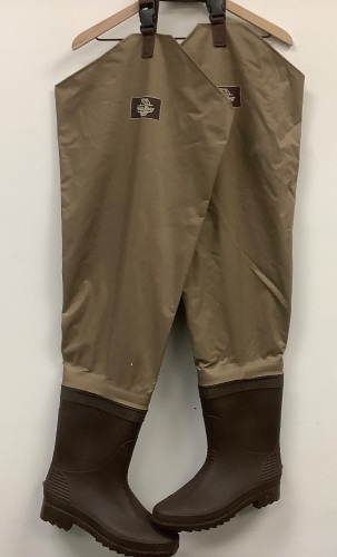 White River Mens Hip Waders, 10R, E-Commerce Return, Sold As Is - Lot 374B