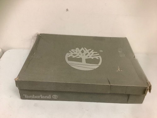 Timberland Womens Boots, 9W, Appears New, Sold as is - Lot 393B