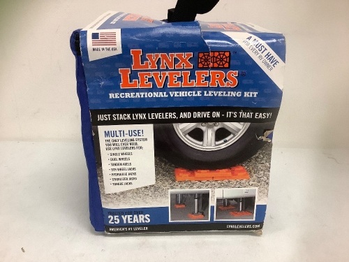 Vehicle Leveling Kit, E-Commerce Return, Sold as is - Lot 497B