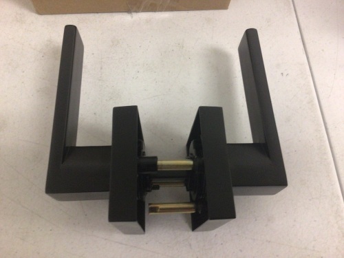 Door Handle, Appears new, Sold as is - Lot 540