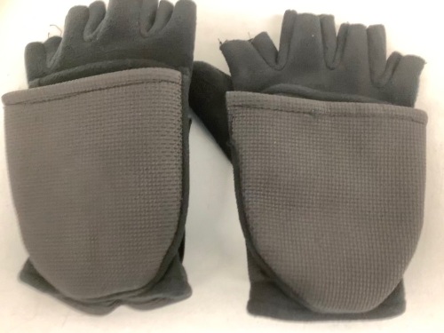 Glacier Glove Fingerless Gloves, Small, E-Comm Return - Lot 82