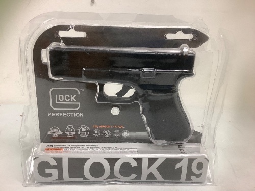 Glock 19 Airgun, Appears New, Sold as is - Lot 219