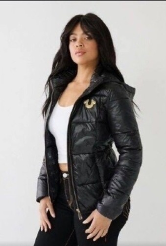 True Religion Jet Black hooded HS puffer vest size small - Lot 206