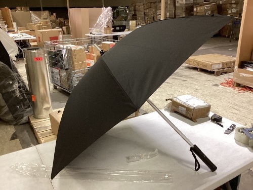 Lot of 25 black umbrellas - Lot 395