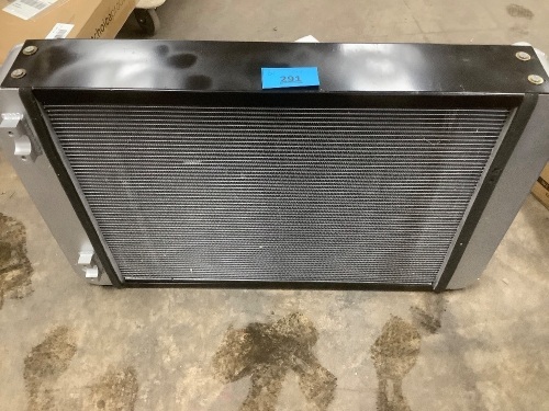 CAT Heavy Duty Radiator (Unknown Fit) - Lot 291