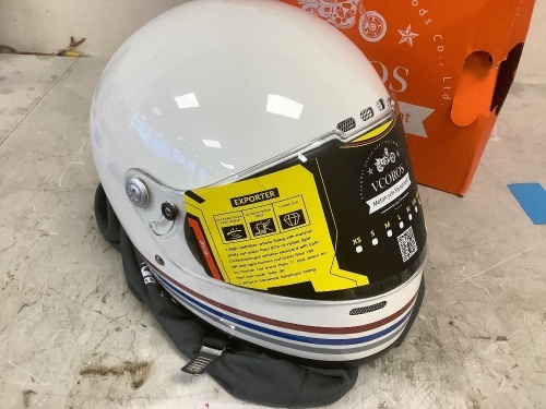 VCOROS Motorcycle Helmet - Lot 304