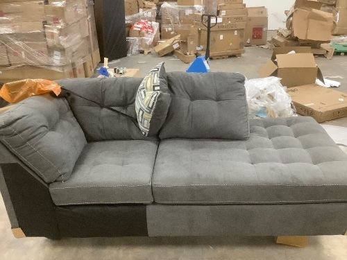 Sectional Lounge Piece *Only* - Lot 675