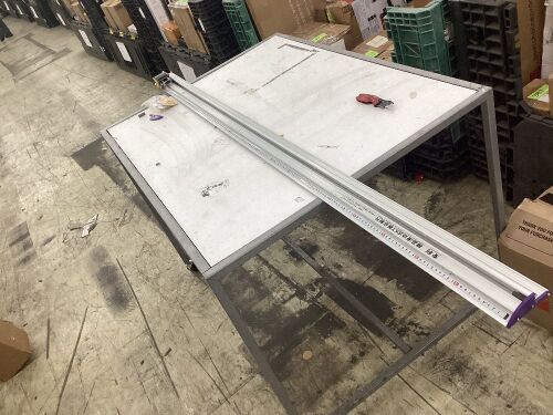 Fabric Cutter - For Parts or Repair  - Lot 713