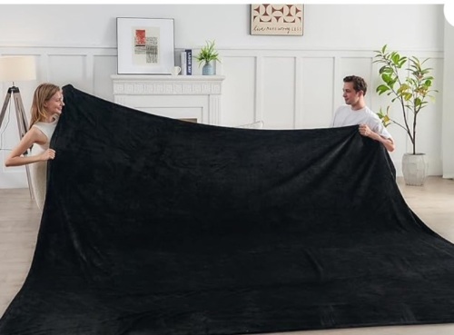 Oversized King Fleece Blanket 120x120 Inches, A Whole Giant Huge Seamless Blanket for Families, Couples & Friends - Extra Large Big Soft Blanket - Lot 265