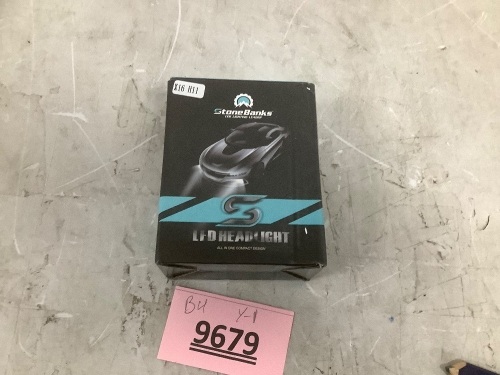 Set of 2 Led Headlight Bulbs (H11) - Lot 9679