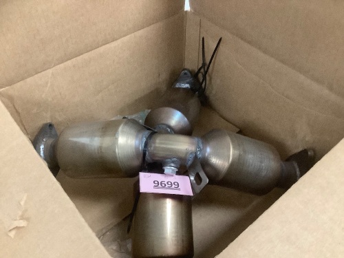 Set of 2 Catalytic Converters (Unknown Vehicle) - Lot 9699