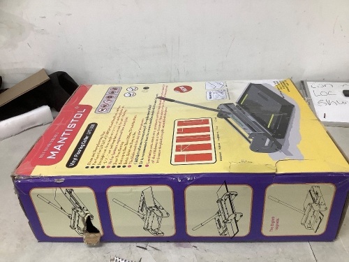 MANTISTOL Vinyl Flooring Cutter - Lot 1026
