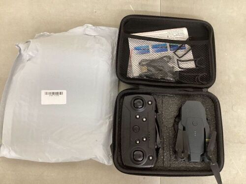 Foldable RC Quadcopter Drone 2.4Ghz - Lot 150C