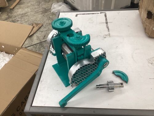 Hand Crank Gold and Silver Jewelry Rolling Mill Machine - For Parts or Repair  - Lot 749