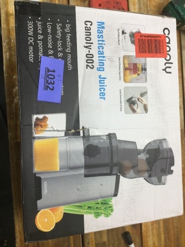 Canoly Masticating Juicer - Lot 1032
