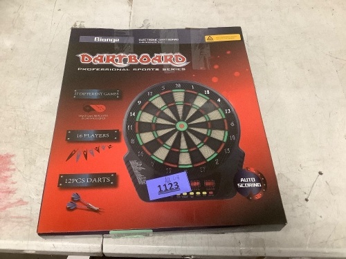 Dart Board - Lot 1123