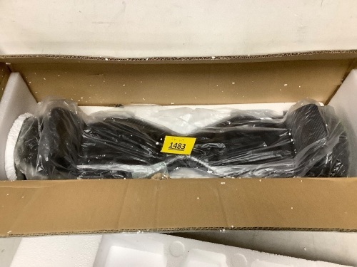 HoverBoard 8.5in Wheels and Speakers - Lot 1483