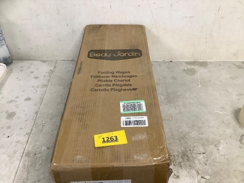 Beau Folding Wagon - Lot 1263