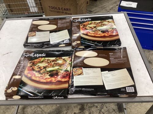 Lot of (4) Grill Mark 13" Pizza Stone  - Lot 581