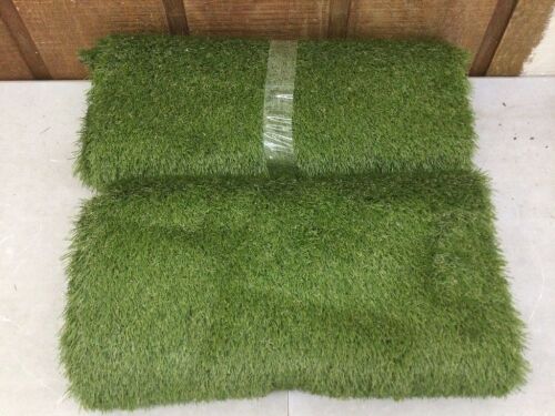 Lot of (2) Faux Grass Mats  - Lot 588