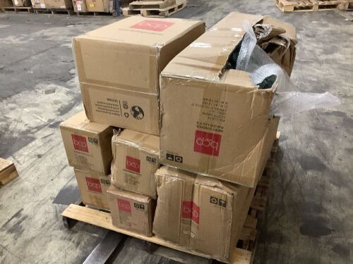 Pallet of Christmas Items, 7 Pieces, Damaged Box Returns  - Lot 203