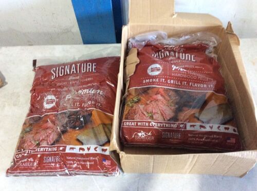 Lot of (2) Traeger Signature Blend Hardwood Pellets - Lot 1047