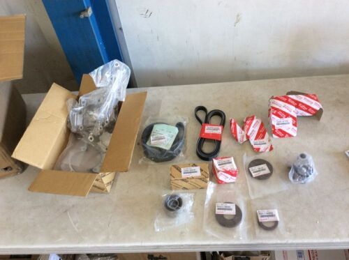 Lot of Lexus Parts, See Pictures! - Lot 618