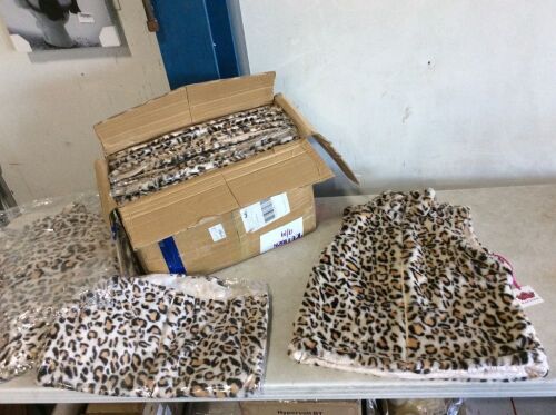 Lot of (24) Katydid Faux Fur Leopard Print Vests, XL - Lot 599