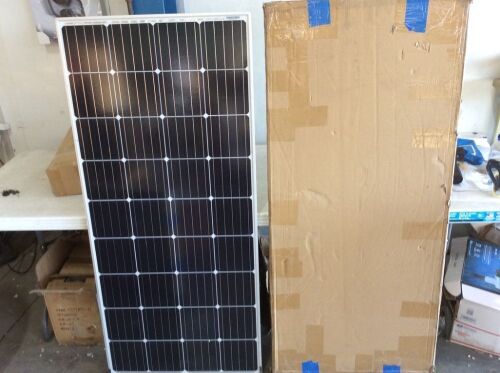 ECO-WORTHY 195W Monocrystalline Solar Panel - Lot 82