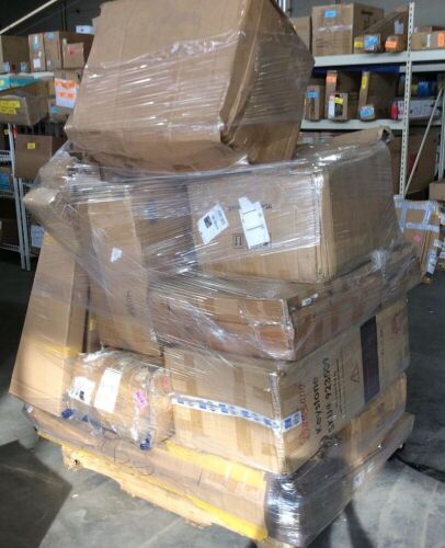 Pallet of Unsorted E-Commerce Returns - Lot 260