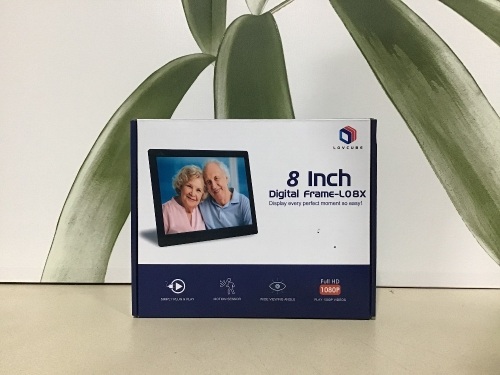 LOVCUBE 8-Inch Digital Photo Frame with 1024x768 HD Display, Motion Sensor, Photo Auto-Rotate, USB and SD Card Slots and Remote Control  - Lot 429