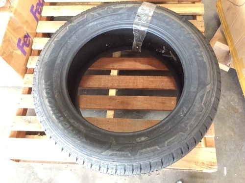 Hankook DynaPro HT 275/55R20 113T Tire - Lot 1023