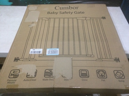Cumbor 46" Auto Close Baby Safety Gate - Lot 769