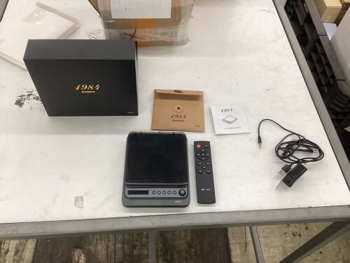 Portable CD Player  - Lot 707
