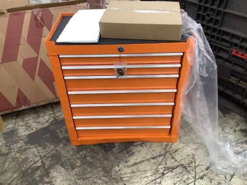 7 Drawer Rolling Tool Chest - Dented & Uneven  - Lot 131