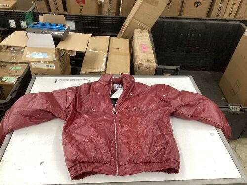Aelfric Eden Red Jacket, Large - Lot 632