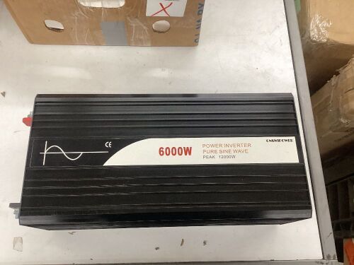 Pure Sine Wave Power Inverter - For Parts  - Lot 656