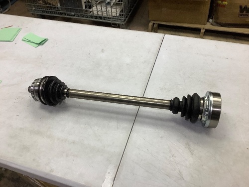 cv joint for unknown vehicle - Lot 186