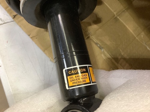 Magnetic Shock Absorber strut  - Lot 202