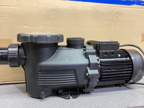 WL-KP2206 Swimming pool pump. 220-240v-50Hz. E commerce return untested - Lot 699