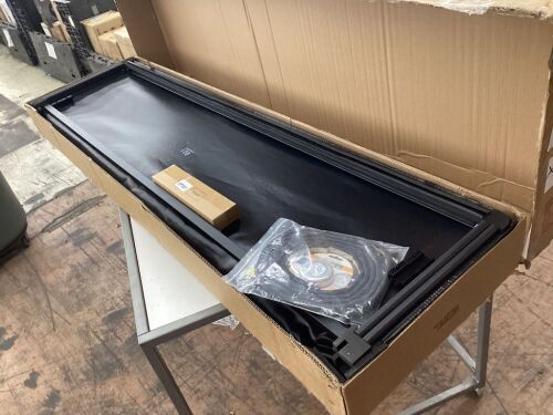 Soft 4-Fold Tonneau Cover for 04-14 Ford F150 06-14 Lincoln Mark LT 5.5FT Bed - Lot 444