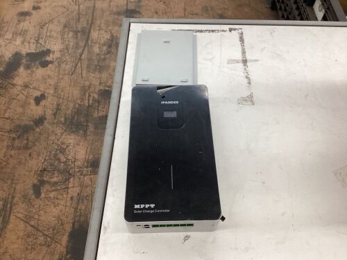 Solar Charge Controller  - Lot 604