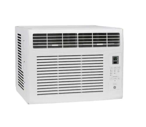 GE 6,000 BTU 115V Window Air Conditioner Cools 250 Sq. Ft. with Remote Control in White  - Lot 97