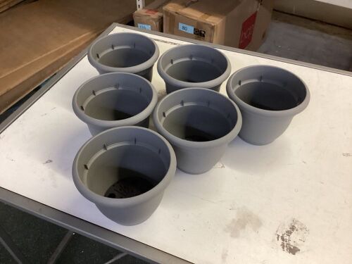Lot of (6) Bloem Ariana Self-Watering Plastic Planter  - Lot 667