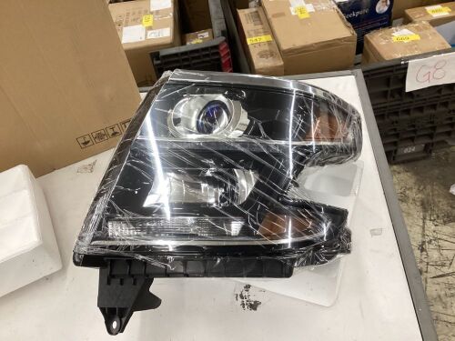 Driver Side Headlight for 2015-2020 Chevy Tahoe/Suburban  - Lot 279
