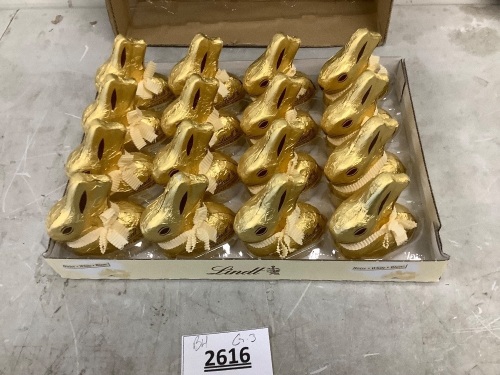 Set of 16 Chocolate Bunnies - Lot 2616