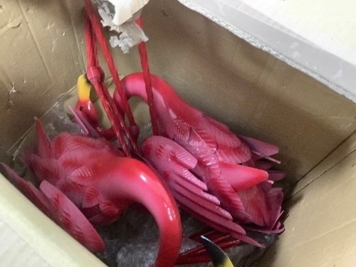 Set of 2 Pink Flamingos - Lot 2606